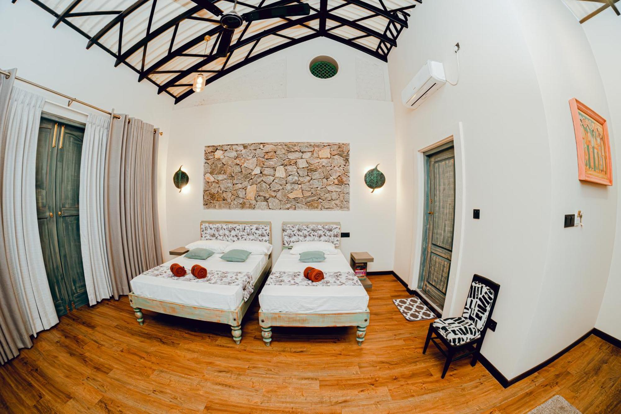 Still Waters Artistry Negombo Bagian luar foto