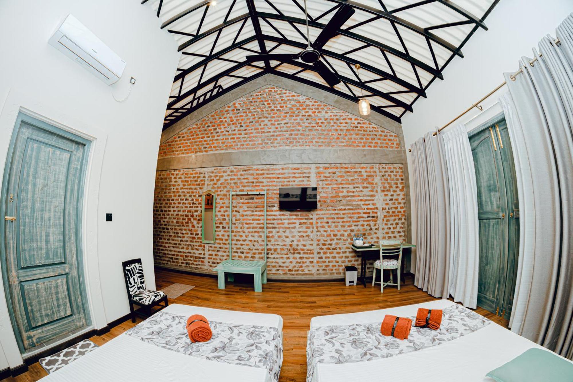Still Waters Artistry Negombo Bagian luar foto